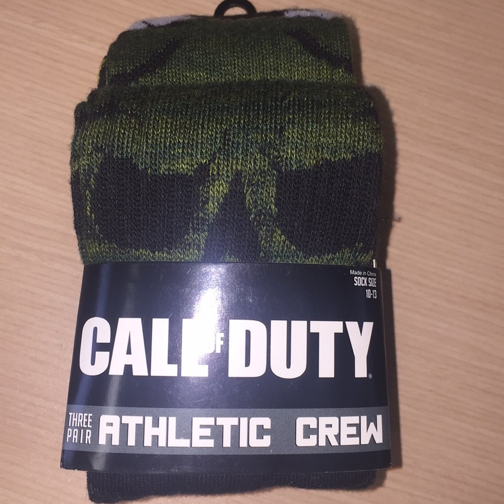 🐝🐝 Brand new Call of Duty Socks - 3 pairs